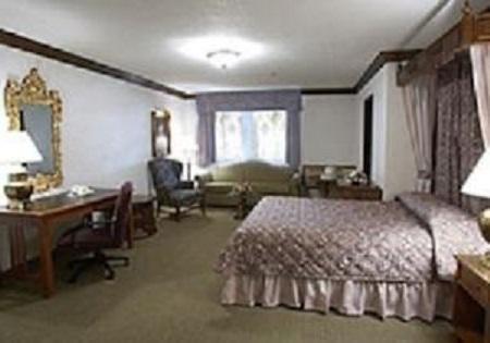 The Lodge Hotel And Conference Center Bettendorf Exterior photo